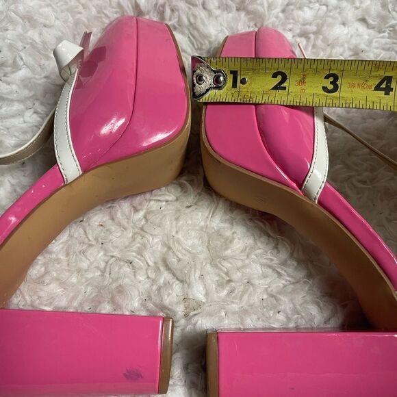 Alegra K synthetic patent hot Pink and White T strap Platform Heels SZ9 - Picture 8 of 11